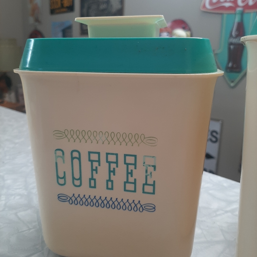 Set of 2 1950s vintage kitchen canister containers - Picture 4 of 12